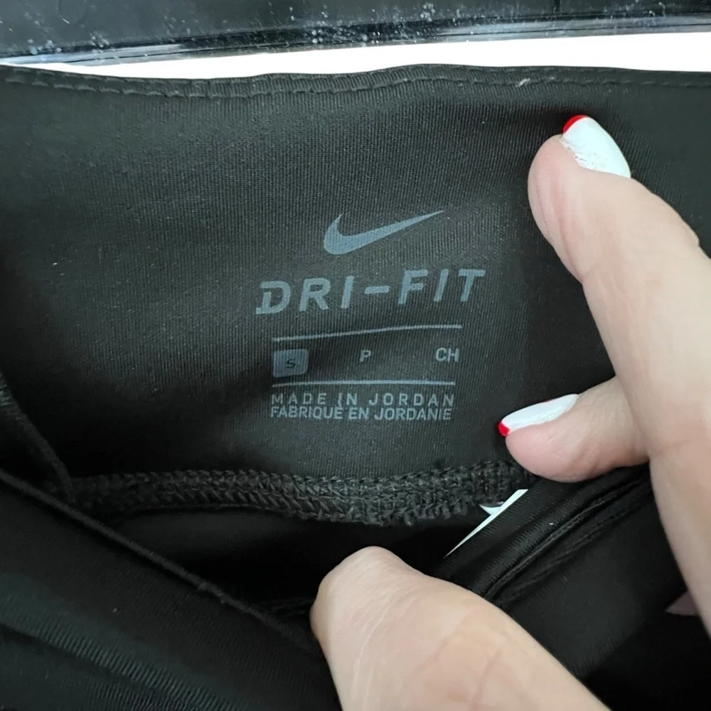 Nike Women’s  Black Leggings